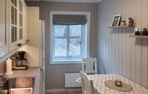 Stunning home in ålvik with house sea view - Image 5