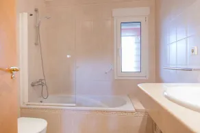 Villa luxueuse et climatisée avec piscine privée et vue mer panoramique - Image 3