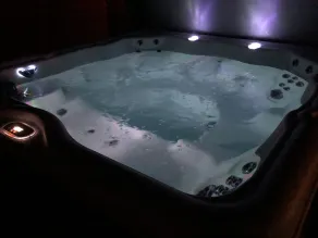 The Wilderness Romance Retreat - Cave , Luxury Hot Tub, Hiking ,420-friendly ! - Image 2