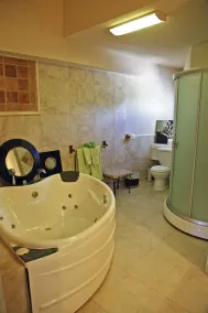 \"Polo Ridge Villa\" - Ideal Location! West Coast - Image 5