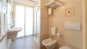 Anchise Mare Holiday Apartments - Image 4