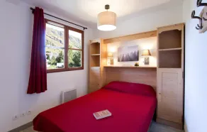 2BR | Sleeps 4 | Adventure Saint-Sorlin-d'Arves - Image 3