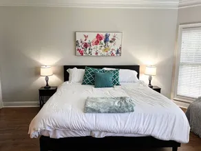Large 5B/3.5b home with 6 gel foam beds Genetix 14 - Image 5