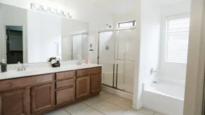 Private w/ 4 Kings or 7 total beds & Pool/Hot Tub! - Image 3