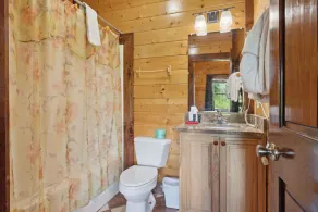 Secluded 6 Bedroom Private Indoor Pool Cabin with - Image 4