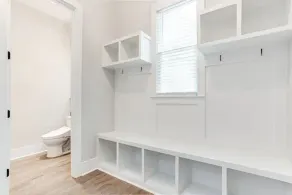 Beautiful Modern New Home Near Brookhaven Midtown - Image 5