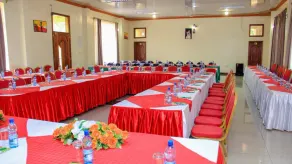 Mountain Breeze Hotel - Image 3