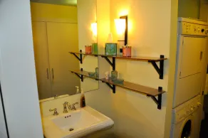 Roligt, mysigt och avkopplande, moderniserat, Creekside / Trailside Cottage - Image 2