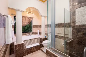 An Ultra-Luxurious Resort Style Ocean View Villa. Optional Yacht, Fully Staffed! - Image 4