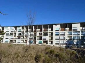 Cosy 2-Room Apartment with Parking, Private Ski Locker, and Modern Amenities in Bolquère - Image 5