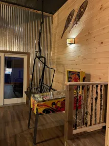Large Lakefront Home - Image 5
