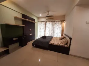 Staeg Skyline View 3bhk - Image 4