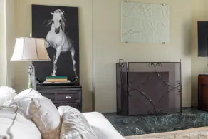 \"Secret Garden Beach House\" Animaux Hot Tub - Image 3