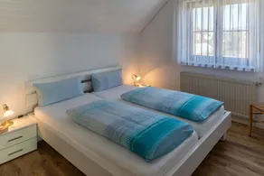 Cozy Apartment \"Baur Nr. 1\" near Salem Castle with Wi-Fi & Balcony; Parking Included - Image 5