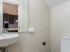 Moderne Villa mit Pool, Wi-Fi, Klimaanlage, BBQ und Parkplatz in Sant Pere Pescador - Image 3