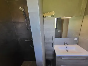 Recent 5-bedroom villa - Image 3