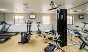 Standard Room in Jumeirah with Free Breakfast - Image 2