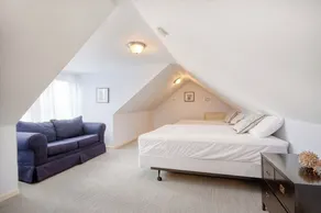 Beach house with room for everyone! 2 blocks to the beach with inground pool. - Image 5