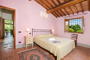 Francigena Apartments with Shared Pool and Private Garden - Image 4