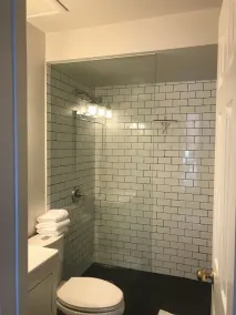 Gorgeous Downtown Property, Private Yard - Image 3