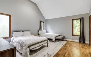 Spacious Gorgeous Getaway perfect for family reunion or business - Image 3