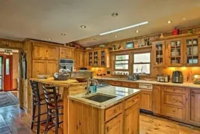 Catskill Ski Mountain Retreat with Private Pool - Image 5