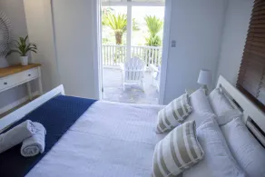 Breathtaking views of the ocean and city, nestled in Whitfield National Park - Image 4