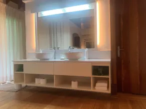 Luxury 2 bed villa close to beach. - Image 2