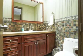 Shuksan Suite - Image 3
