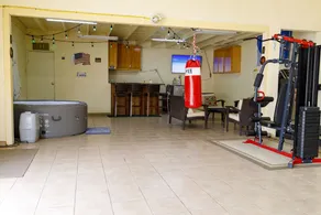Quality Lodging by the Sea. Studio apartment w/garage100 yards from the beach. - Image 2