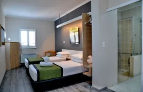 Road Lodge Umhlanga Ridge - Image 4