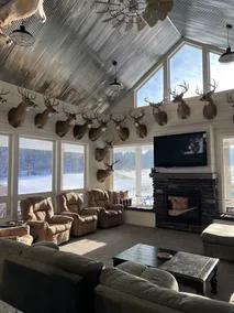 Perfect for groups of family and friends! 1-6 Bedrooms only rent what you need! - Image 5