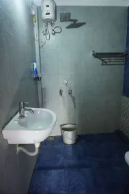 Ingedam- cosy double bedroom in Trivandrum city - Image 4