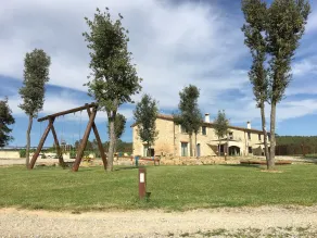 Les Planeses Casa rural s. XIX em plena natureza com piscina privativa - Image 2