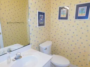 G2 great extra glassed in dining area 3bed 2 5 bath very nice glassed in porch close to clubhouse - Image 5