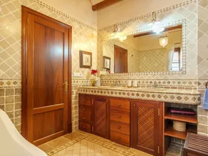 Stunning private villa for 6 people with A/C, private pool, WIFI, TV, terrace and panoramic view - Image 4