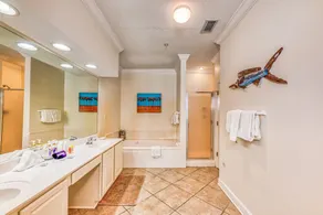 Beachfront condo with Gulf front shared pool private balcony and grilling area - Image 5