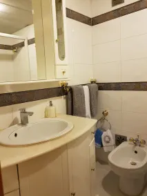 Apartamento espaçoso mt confortável, metro praticamente á porta, Pontinha Lisboa - Image 2