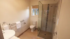 GREENLANDS GUEST HOUSE - Large two story house - Image 2