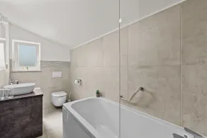 Holiday House Brig - Image 3
