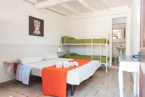 Villa mit Pool 150 Meter vom Meer entfernt, WLAN, 3 Schlafzimmer, 3 Badezimmer - Image 2