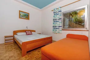 Holiday apartment with sea view and air conditioning - Image 5