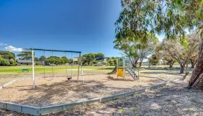 Family/Pet friendly house next to Park and Beach - Image 3