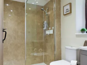 1 bedroom accommodation in Newton Le Willows - Image 2