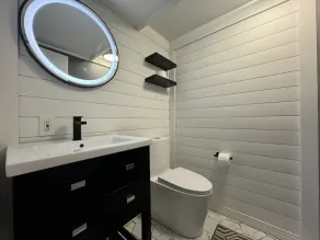 Immense façade de ruisseau de 3000 pieds carrés - bain à remous pour 8 personnes, foyer / patio, station de ski - Image 5