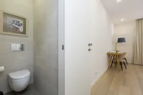 L'ospite dell'ufficio - Image 4