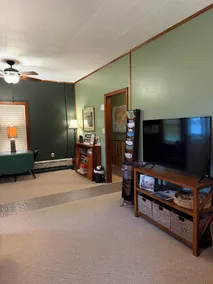 Welcome to Lenny's Lodge; a cozy home nestled into a thriving community. - Image 3