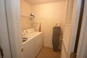 Townhouse at the Sunset Island luxury 5 Bd , free WiFi with in gated community. - Image 2