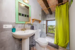 Stunning Holiday Home “Finca Son Banus” with Wi-Fi, Balcony, Terrace & Jacuzzi; Parking Available - Image 4