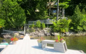 Private Lakeside near Burlington, Oversized Dock Skiing, Shopping, Fine Dining - Image 2